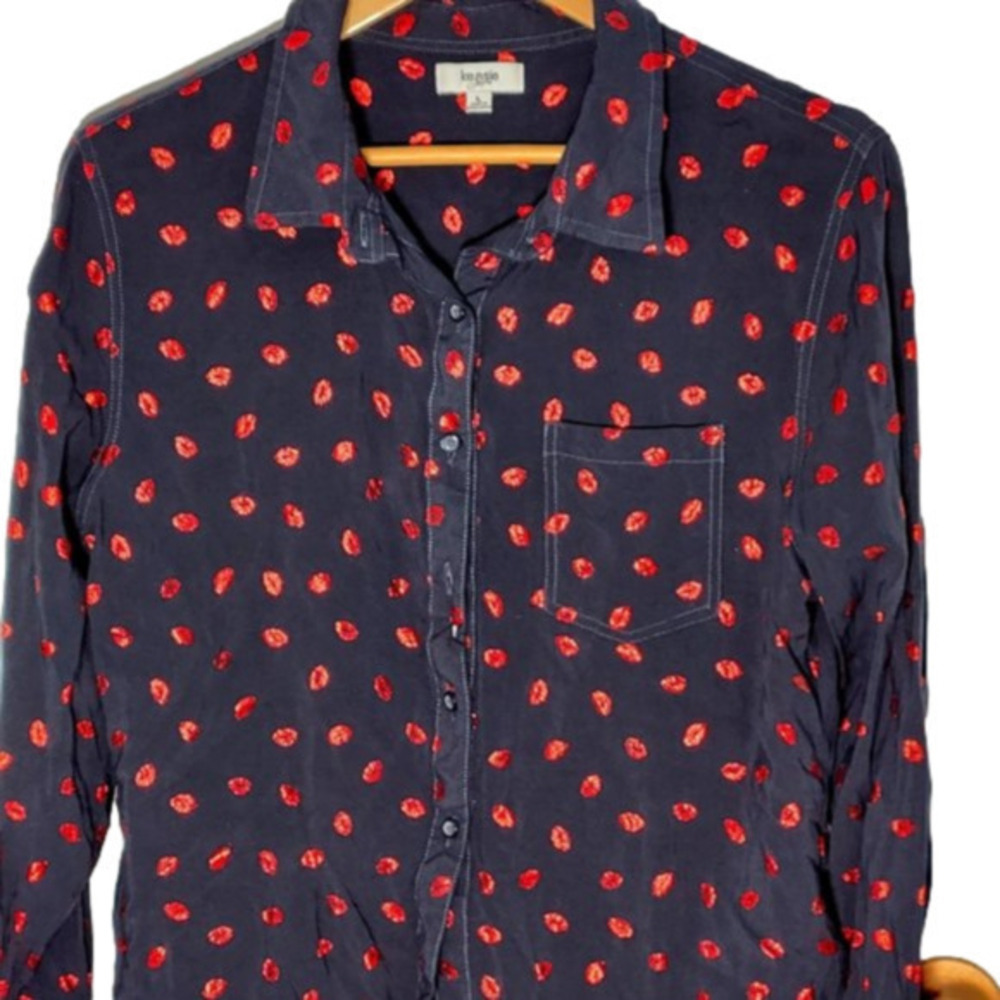 165. Kenzie Black Long Sleeved Blouse with Red Metallic Lips |L Cco